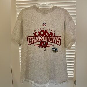 Vintage Tampa Bay Buccaneers T-shirt